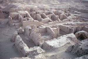 Al-Dur Archaeological Site Ajman by tripjohn