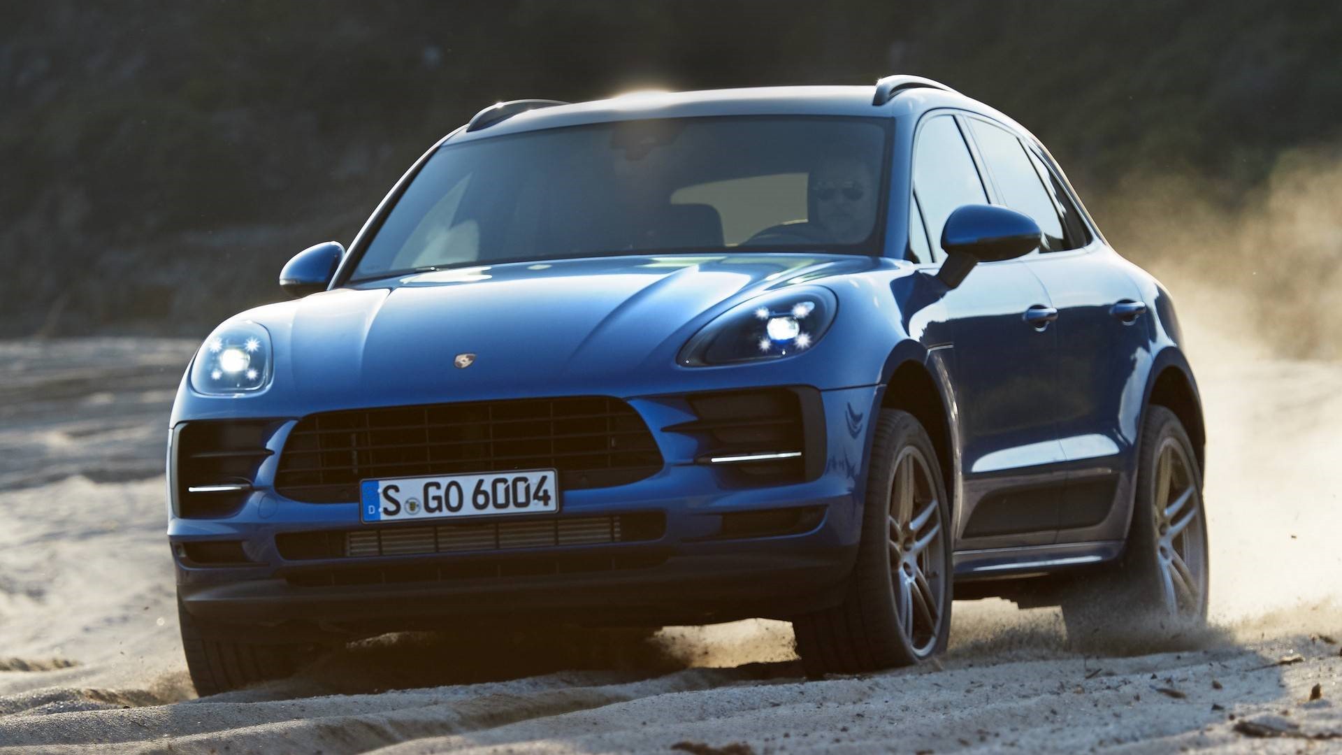 Porche Macan 2019 - TripJohn, Dubai